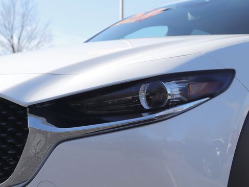 Certified 2025 MAZDA CX-30 AWD 2.5 S w/ Preferred Package image 35