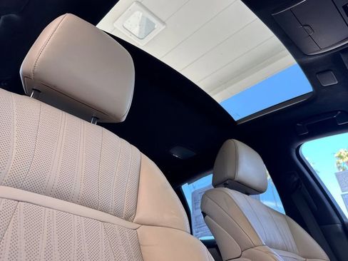 Used 2022 Lexus LS 500 w/ Interior Upgrade Package RWD image 19