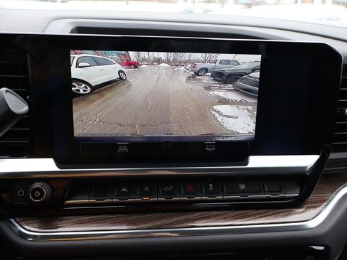 Used 2023 Chevrolet Silverado 1500 LT image 20