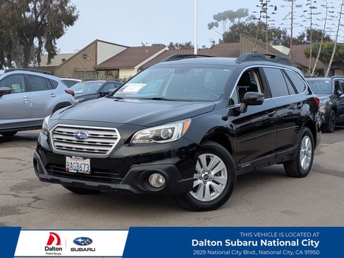 Used 2017 Subaru Outback 2.5i Premium image 1