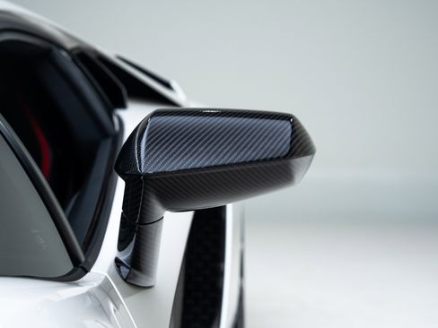 Used 2017 Lamborghini Aventador S image 13