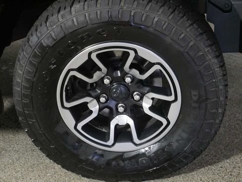 Used 2017 RAM 1500 Rebel w/ Luxury Group image 15