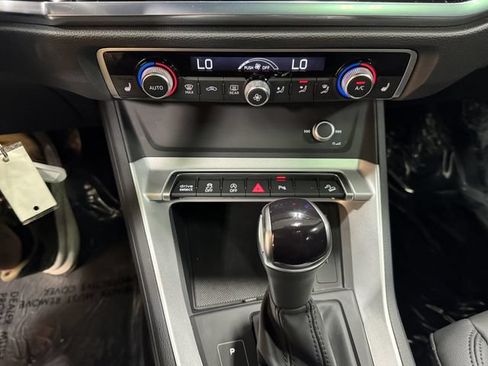 Certified 2025 Audi Q3 2.0T Premium AWD/4WD image 21