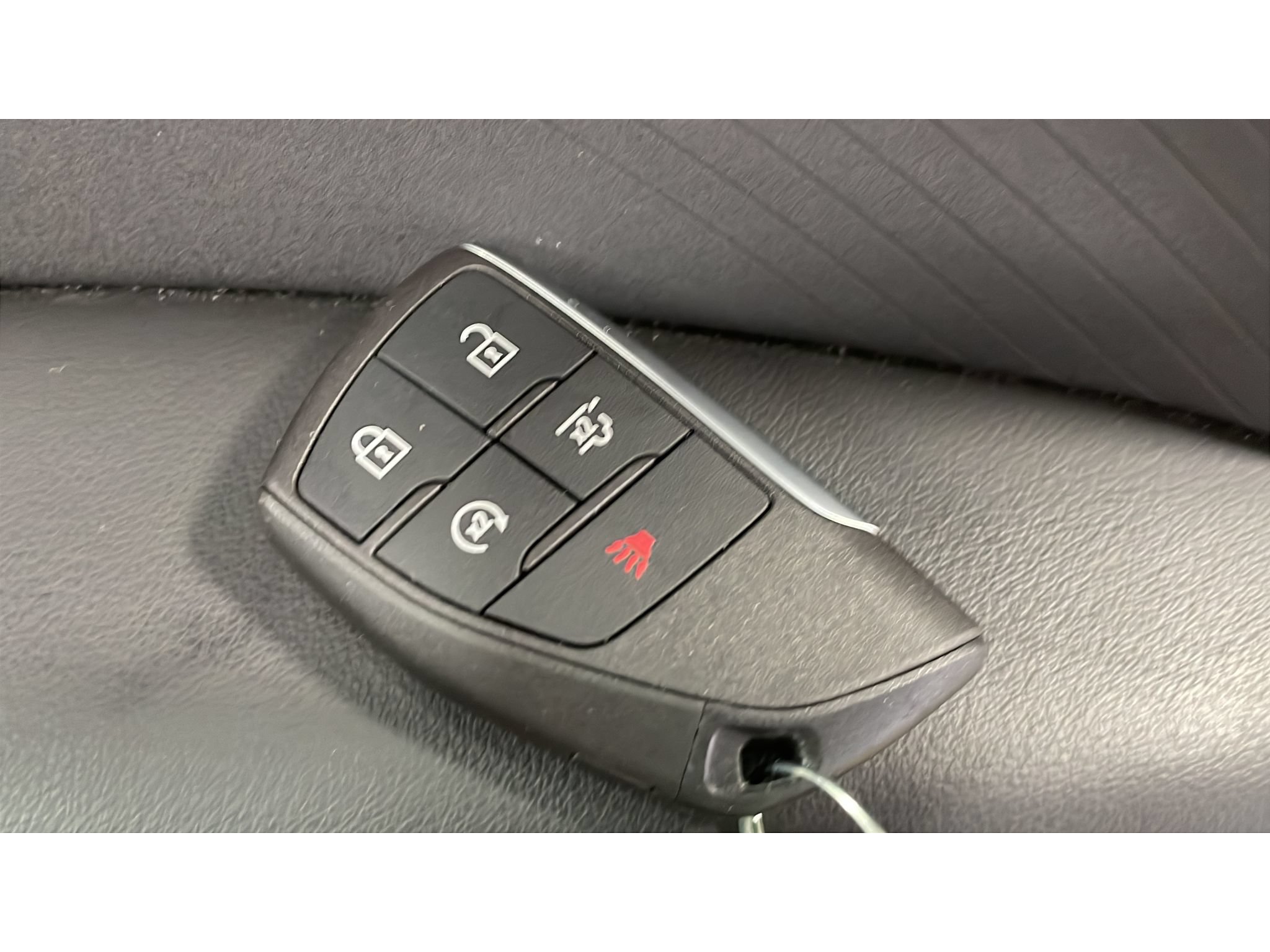 Used 2024 Buick Envision Sport Touring AWD/4WD image 19
