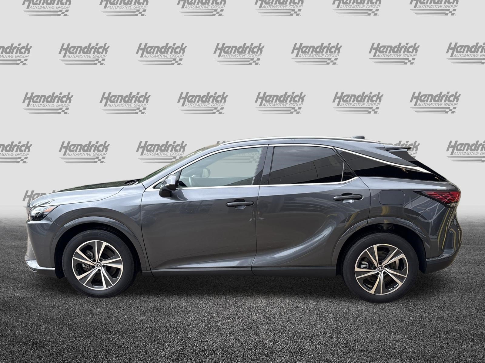 Used 2024 Lexus RX 350h w/ Accessory Package (Z1) AWD/4WD image 7