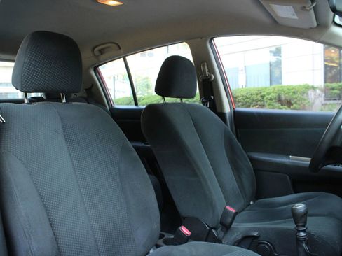 Used 2012 Nissan Versa 1.8 S w/ Plus Pkg FWD image 27