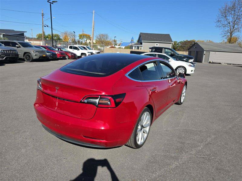 Used 2018 Tesla Model 3 Long Range RWD image 4