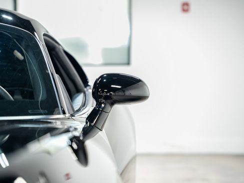 Used 2013 SRT Viper GTS w/ GTS Laguna Interior Pkg image 10