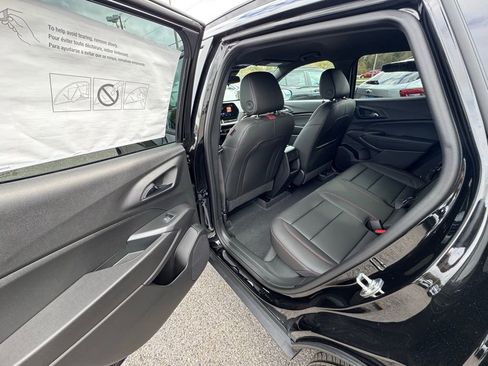 New 2026 Chevrolet Trax RS w/ Driver Confidence Package image 17