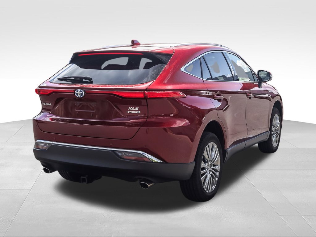 Used 2021 Toyota Venza XLE w/ Softex Package AWD/4WD image 4