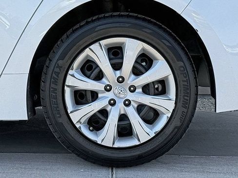 Used 2023 Toyota Corolla LE FWD image 22