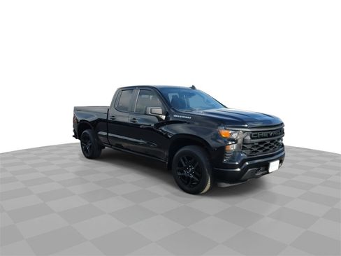 Certified 2024 Chevrolet Silverado 1500 Custom image 2