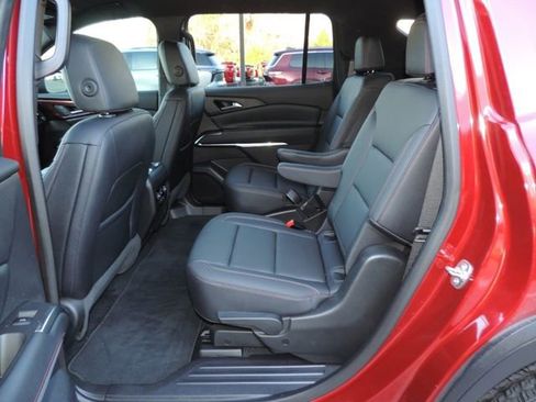 Certified 2025 Chevrolet Traverse Z71 w/ Driver Confidence Package image 23