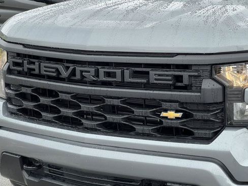 Used 2023 Chevrolet Silverado 1500 Custom AWD/4WD image 6