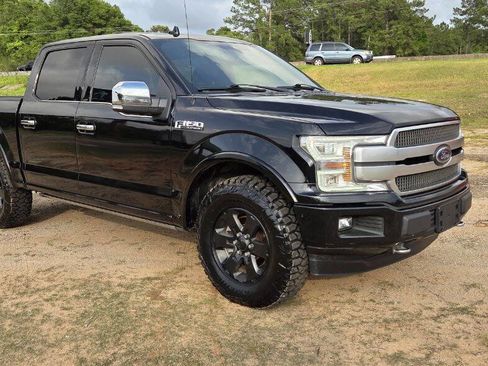 Used 2018 Ford F150 Platinum w/ Equipment Group 701A Luxury AWD/4WD image 39