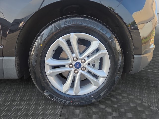 Used 2020 Ford Edge SEL w/ Convenience Package FWD image 37