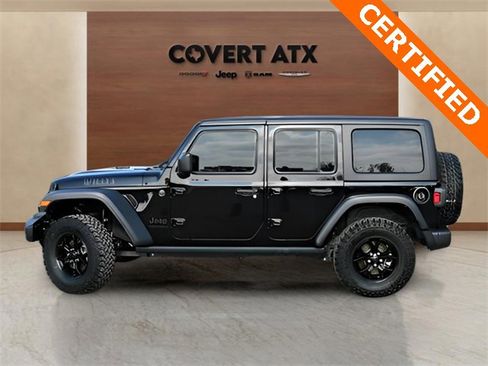 Used 2024 Jeep Wrangler Willys image 2
