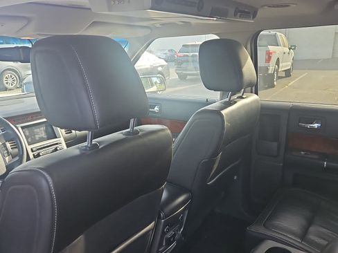 Used 2009 Ford Flex Limited image 12