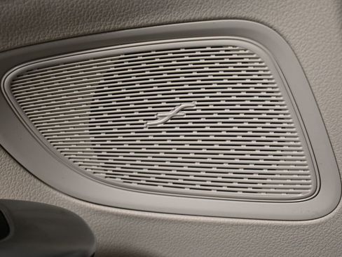 Used 2022 Mercedes-Benz C 300 4MATIC Sedan image 28