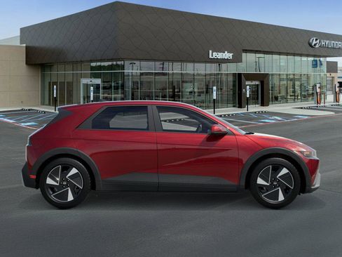 New 2026 Hyundai Ioniq 5 SEL RWD image 7