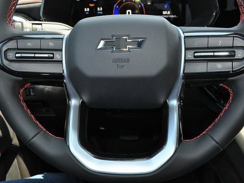 New 2025 Chevrolet Colorado Z71 image 16