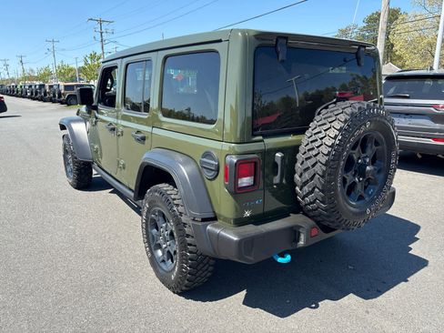 Used 2023 Jeep Wrangler Unlimited w/ Sun & Screen Package AWD/4WD image 6