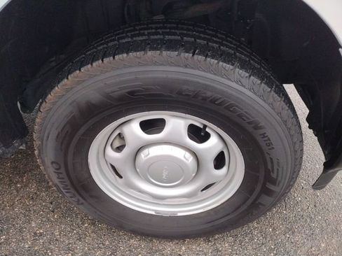 Used 2022 Ford F150 XL w/ Trailer Tow Package image 11