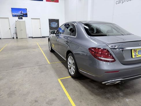 Used 2017 Mercedes-Benz E 300 4MATIC image 22