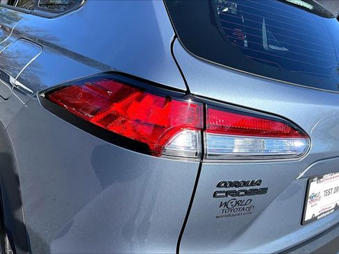 Certified 2024 Toyota Corolla Cross L image 27