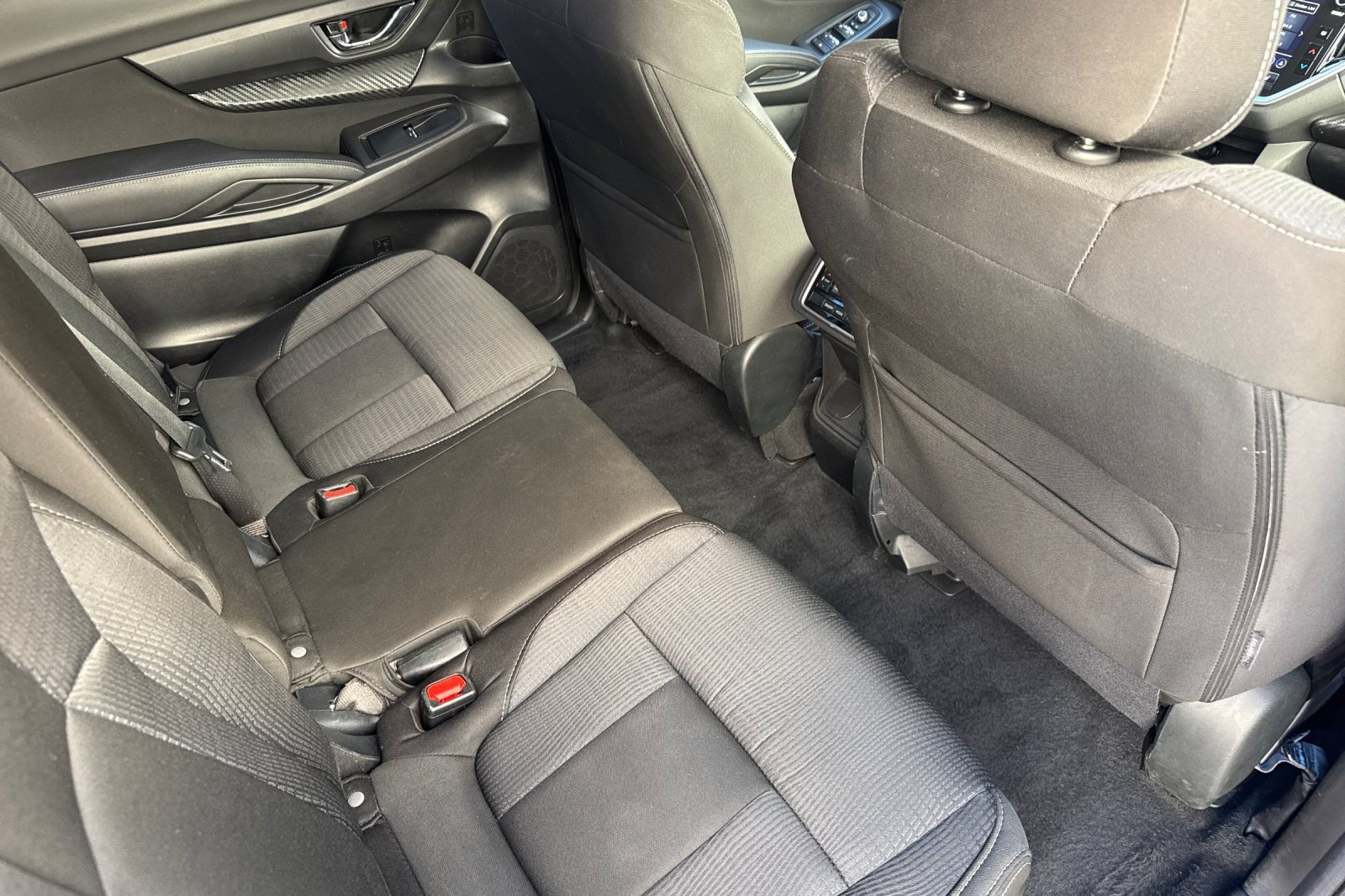 Used 2025 Subaru Ascent Premium AWD/4WD image 31