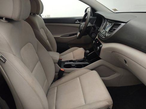 Used 2016 Hyundai Tucson SE w/ Option Group 02 FWD image 21