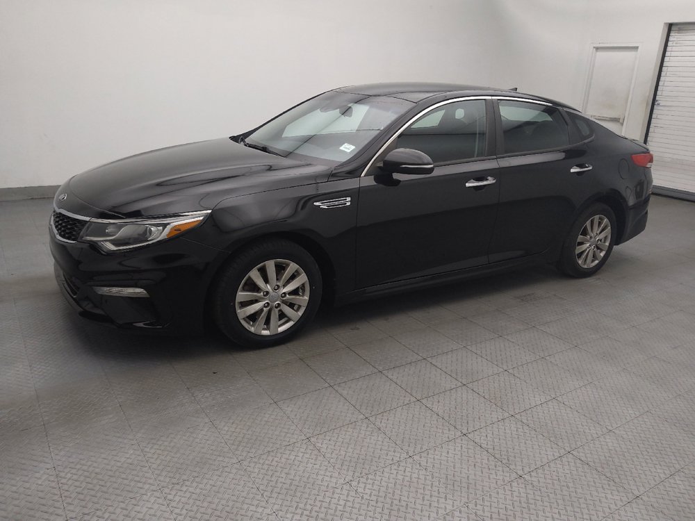 Used 2020 Kia Optima LX FWD image 2