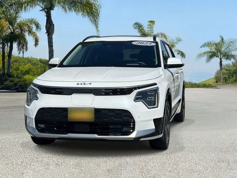Used 2023 Kia Niro Wave FWD image 7