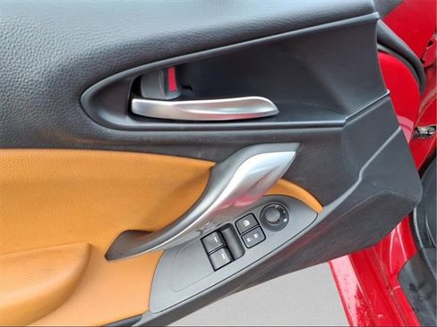 Used 2017 FIAT 124 Spider Lusso image 9