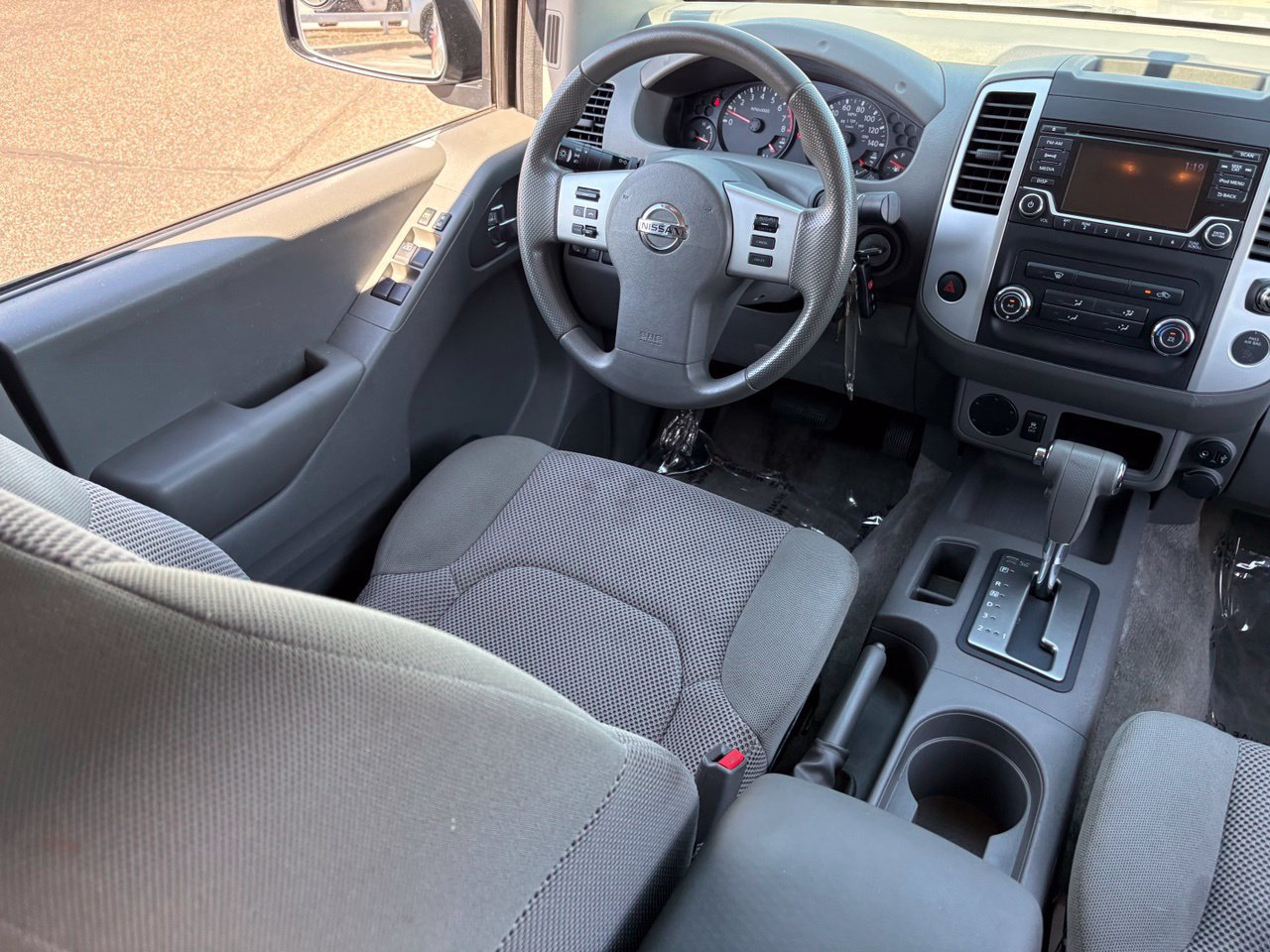 Used 2018 Nissan Frontier SV RWD image 17