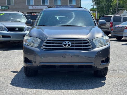 Used 2010 Toyota Highlander 2WD image 2