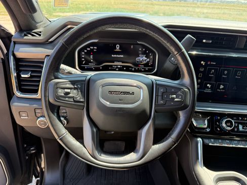 Used 2024 GMC Sierra 3500 Denali Ultimate AWD/4WD image 20