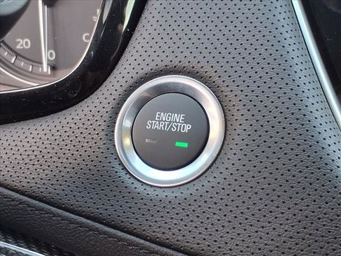 New 2025 Cadillac XT5 Sportv w/ Technology Package image 9