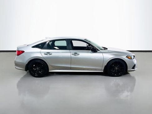 Used 2022 Honda Civic Sport image 8