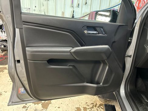 Used 2023 GMC Canyon Elevation w/ Elevation Premium Package AWD/4WD image 15