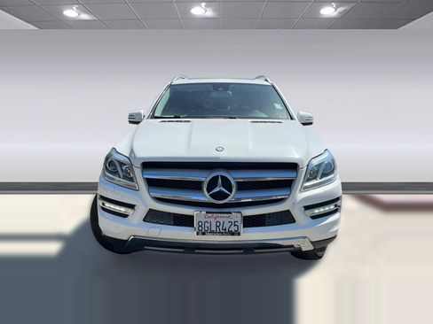 Used 2015 Mercedes-Benz GL 450 4MATIC image 4