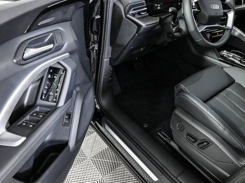 New 2025 Audi Q5 Premium Plus w/ Premium Plus image 7