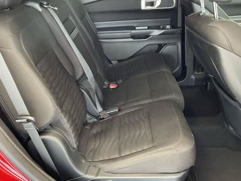 Used 2020 Ford Explorer XLT AWD/4WD image 14