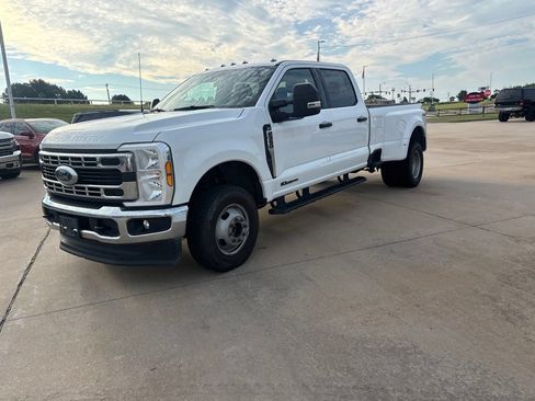 Used 2025 Ford F350 XLT AWD/4WD image 8