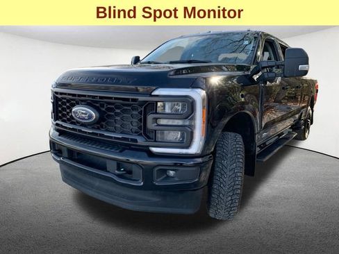 Used 2023 Ford F250 XLT w/ XLT Premium Package image 5