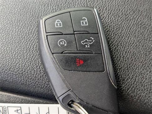 Used 2024 GMC Sierra 1500 SLT image 30