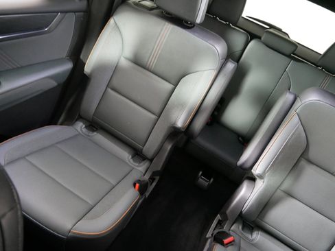 Used 2024 GMC Acadia AT4 w/ LPO, Floor Liner Package AWD/4WD image 12