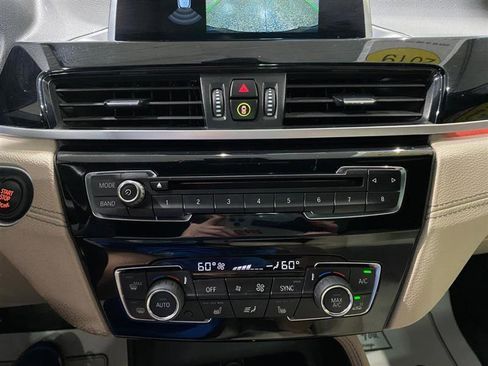 Used 2019 BMW X2 xDrive28i w/ Convenience Package AWD/4WD image 16