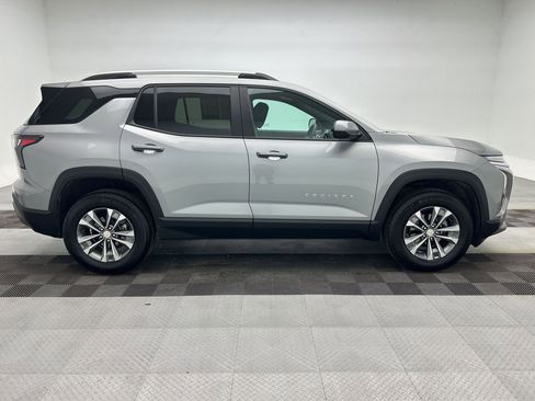 Certified 2025 Chevrolet Equinox LT AWD/4WD image 8