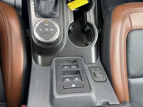 Used 2022 Ford Bronco Outer Banks image 27